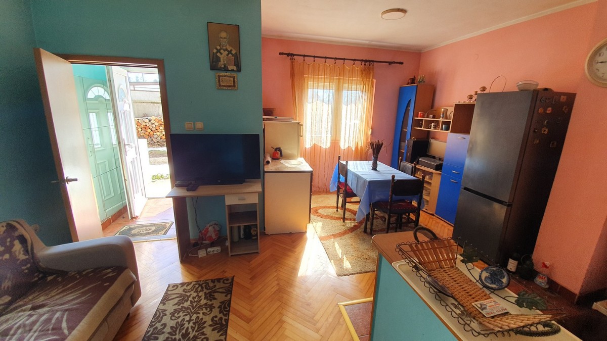 One-Bedroom Apartment on the Ground Floor of a Residential Building, Cetinje
